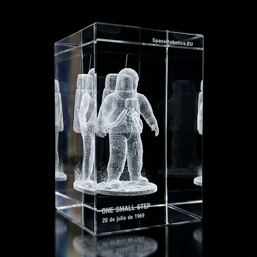 Apollo Astronaut on the Moon - 3D Crystal.